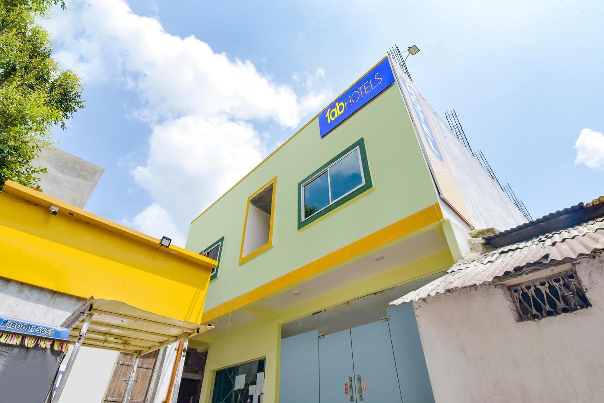 Fabhotel Somnath اوجاين المظهر الخارجي الصورة