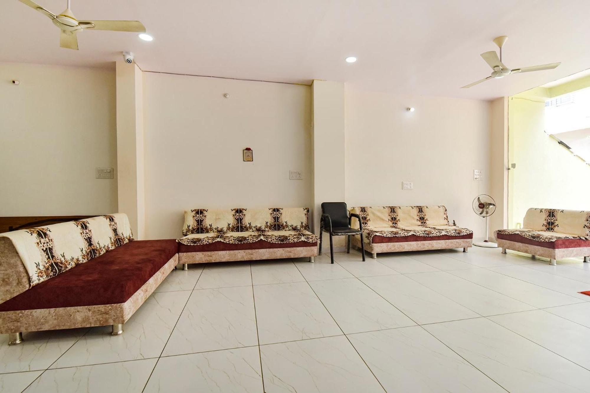 Fabhotel Somnath اوجاين المظهر الخارجي الصورة