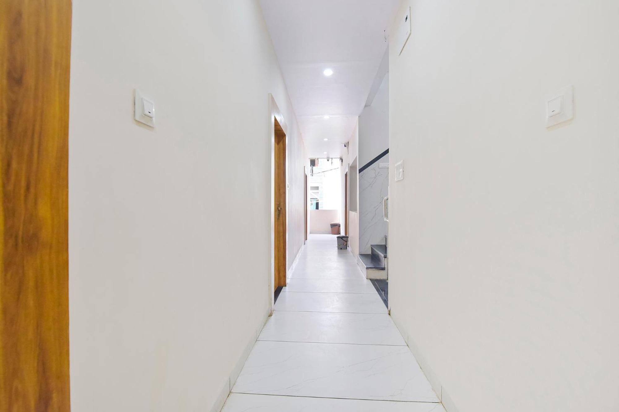 Fabhotel Somnath اوجاين المظهر الخارجي الصورة