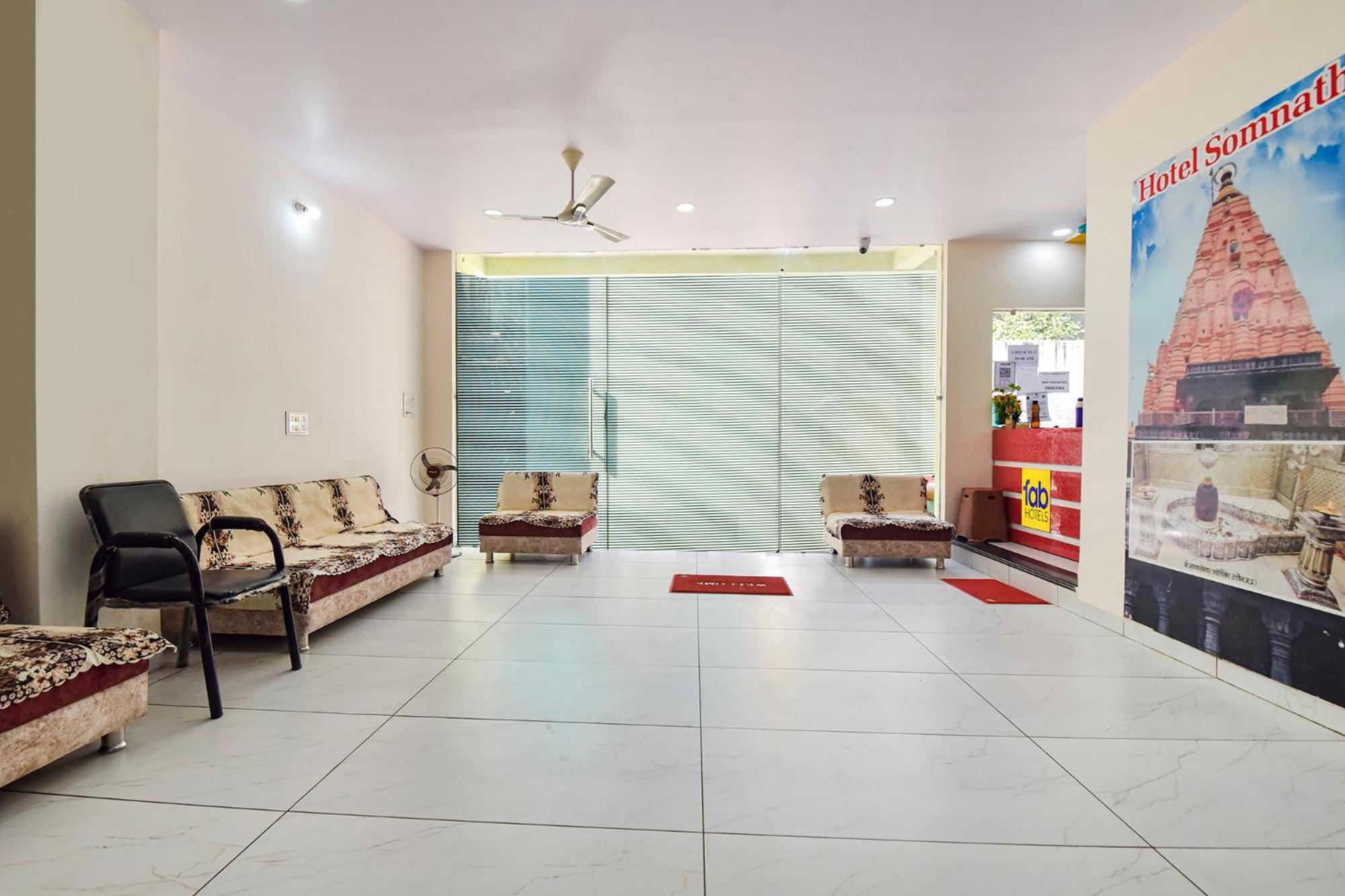 Fabhotel Somnath اوجاين المظهر الخارجي الصورة